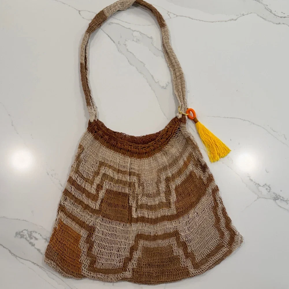 Among Equals Sepik Bag Papa New Guinea Handcrafted - Picture 1 of 8